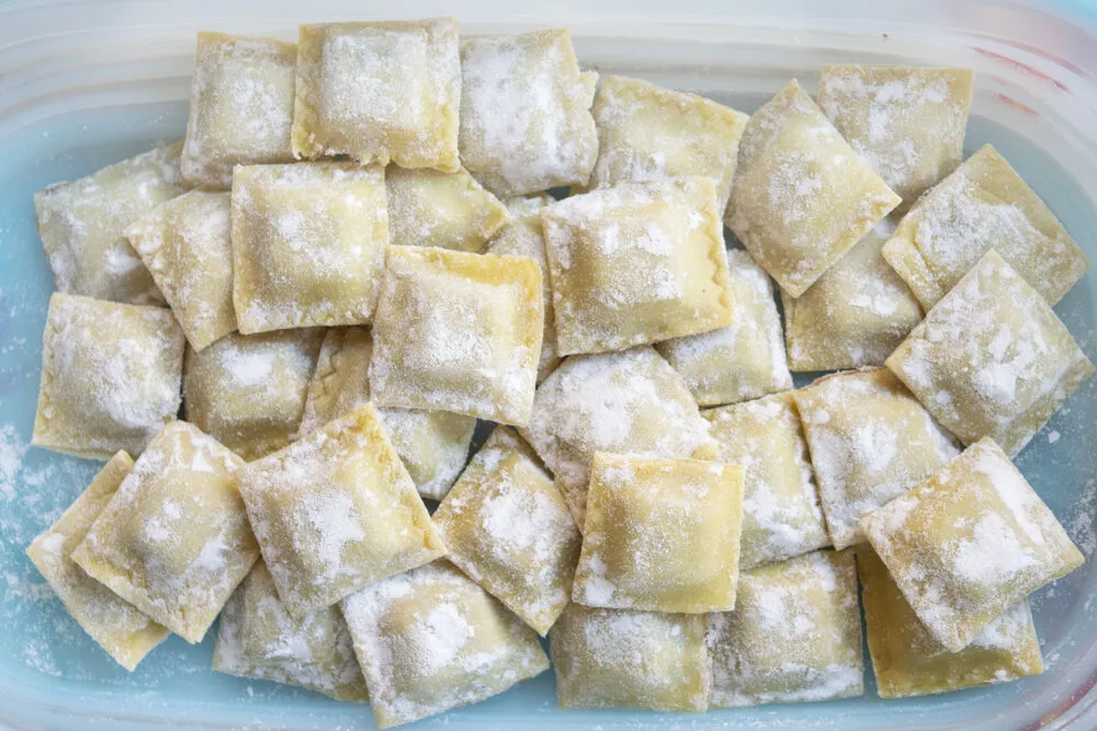 Равиоли с уткой и печенкой
