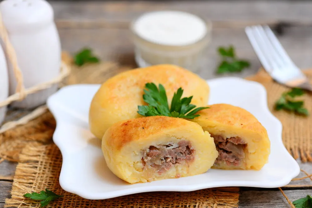 Зразы картофельные с фаршем