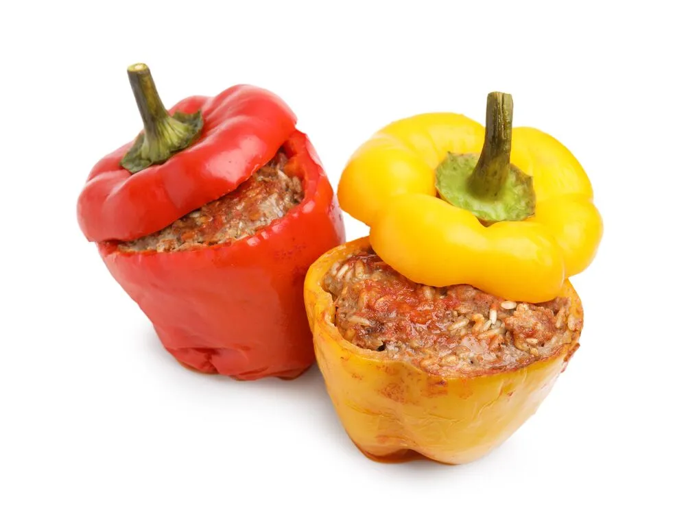 Перцы, фаршированные куриным фаршем и рисом