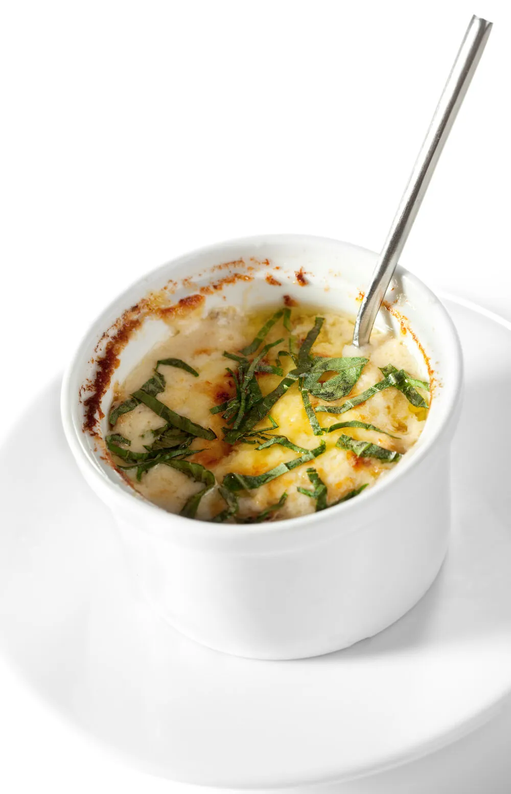 Горячая закуска из сыра и лука